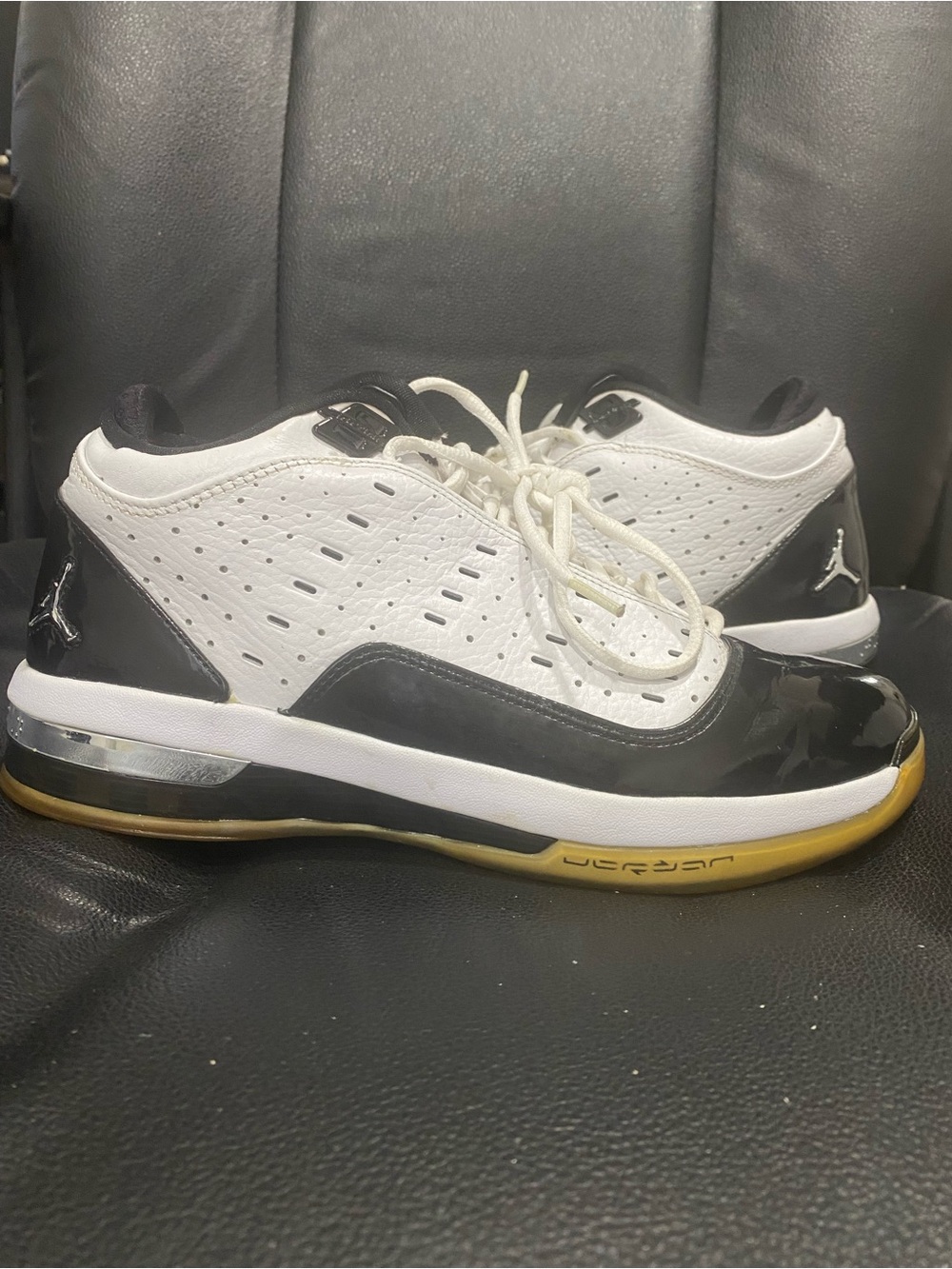 Jordan Men's Low-Top Sneakers - White/Black/Gold Jordan one 6 one 7 size 9.5 men